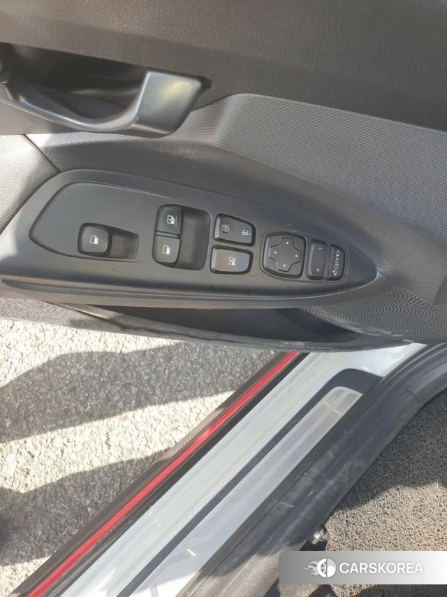 Hyundai Veloster (JS) id 3924964 из Кореи 13