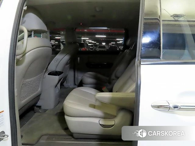 Kia The New Carnival id 4305132 из Кореи 17
