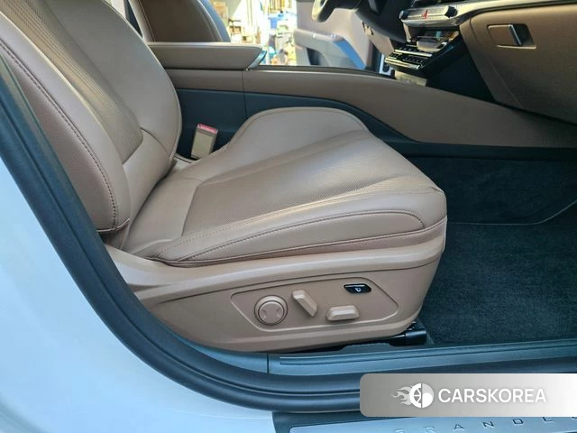 Hyundai Grandeur Hybrid (GN7) id 4941245 из Кореи 17