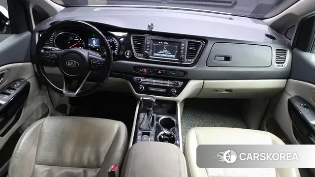 Kia The New Carnival id 3737165 из Кореи 17