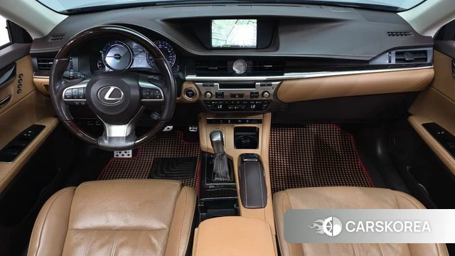 Lexus New ES300h id 4642976 из Кореи 31