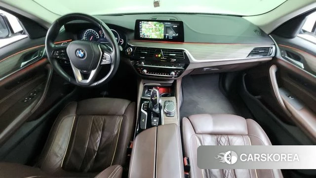 BMW 5 Series (G30) id 3808261 из Кореи 17