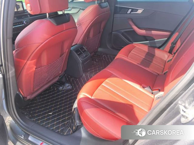 Audi A4L id 4210575 из Китая 15