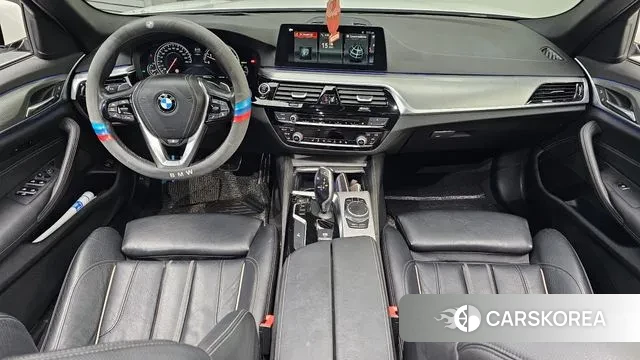 BMW 5 Series (G30) id 3480319 из Кореи 17