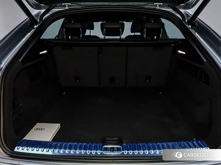 Audi Q8 id 4539443 из Китая 33