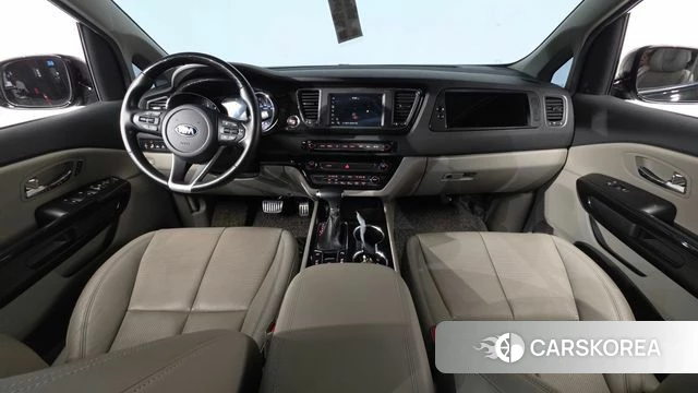 Kia The New Carnival id 4317798 из Кореи 17
