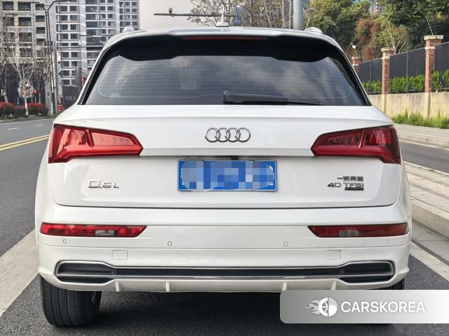 Audi Q5L id 4240747 из Китая 12