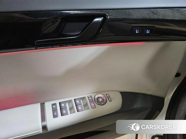 Hyundai Grandeur Hybrid (GN7) id 4854385 из Кореи 16