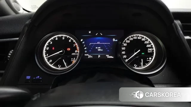 Toyota Camry (XV70) id 2962051 из Кореи 17