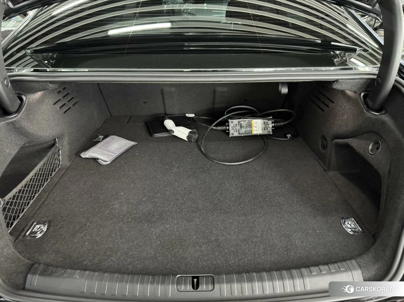 Audi A6L PHEV id 4467573 из Китая 9