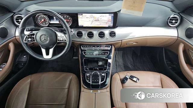 Mercedes-Benz E-Class W213 id 4794620 из Кореи 17