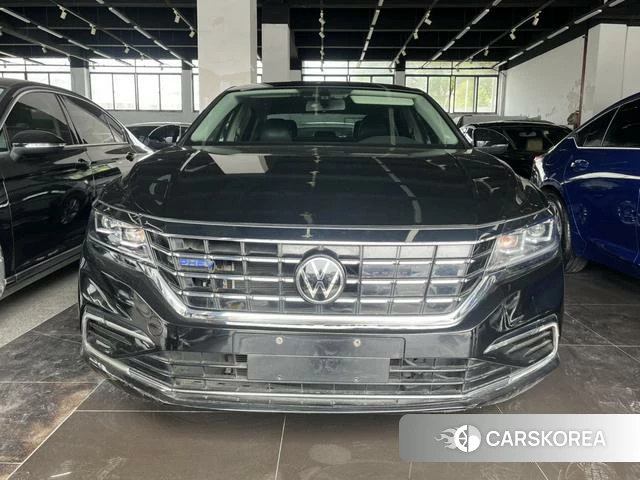 Volkswagen Passat PHEV id 4241450 из Китая 7