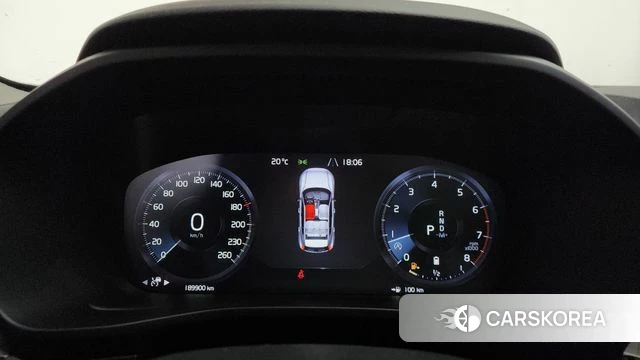 Volvo XC40 id 4250401 из Кореи 30