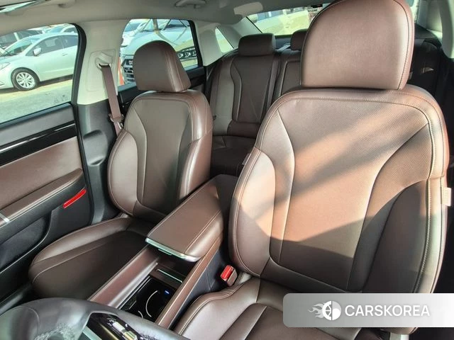 Hyundai Grandeur (GN7) id 3857326 из Кореи 17