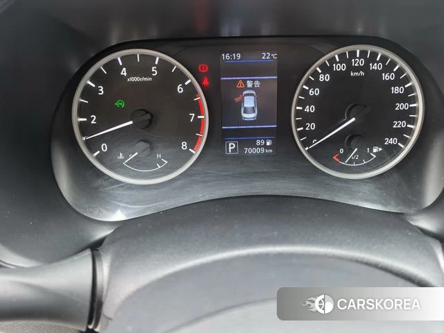 Nissan Xuan Yi id 4273256 из Китая 12