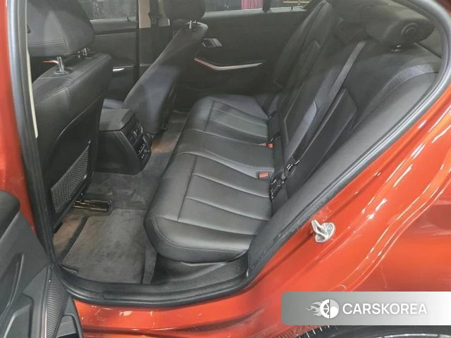 BMW 3 Series (G20) id 4501843 из Кореи 17