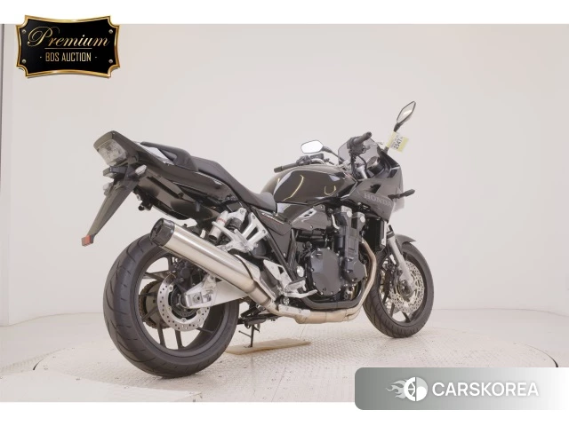 Проданный Honda CB1300SF BOLDOR 2025 из Японии, фото 3