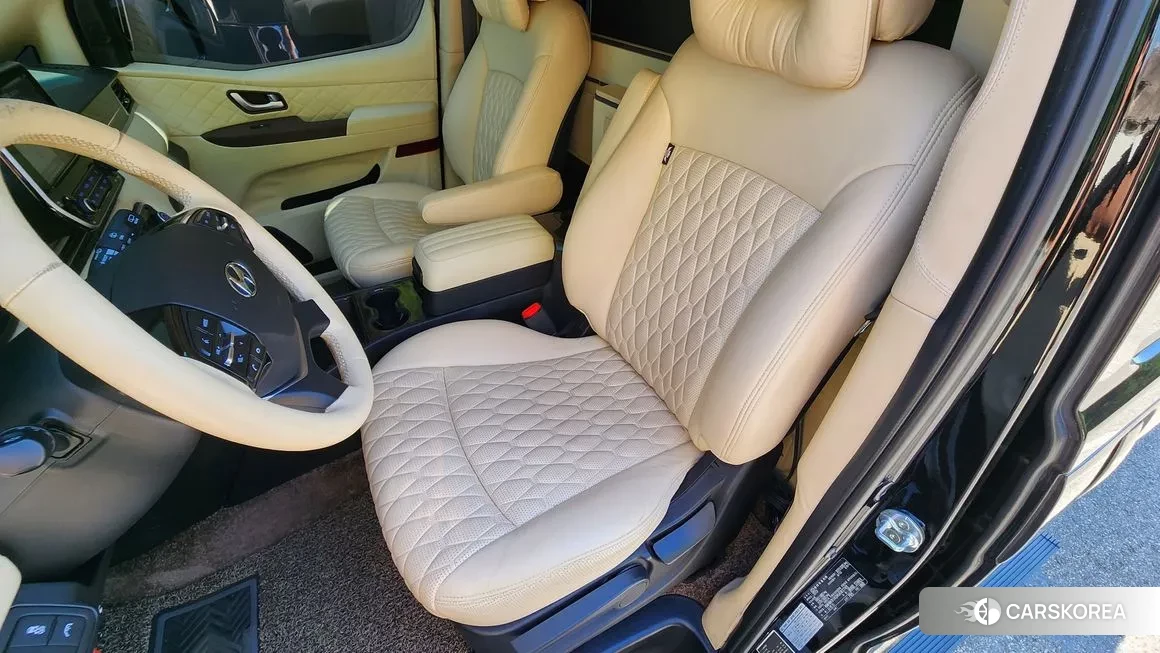 Hyundai The New Grand Starex id 1879151 из Кореи 17