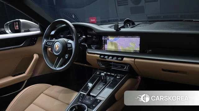 Porsche 911(992) id 3954717 из Кореи 17