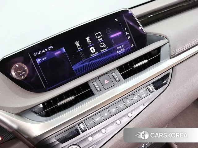 Lexus ES300h 7th generation id 3355717 из Кореи 17