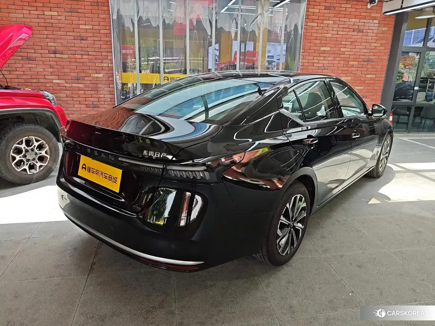 Nissan Altima id 4606938 из Китая 17
