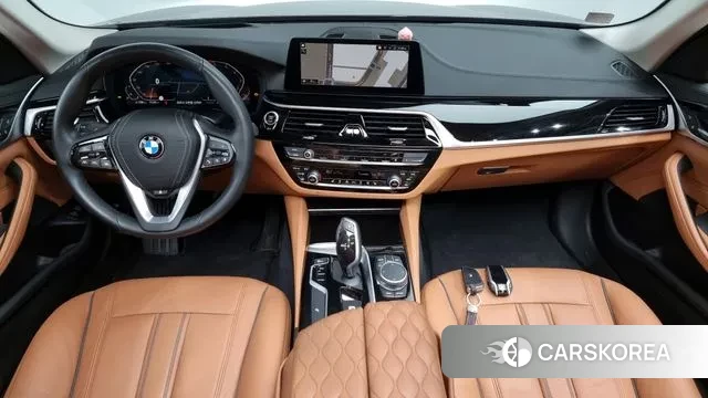 BMW 5 Series (G30) id 2976611 из Кореи 17