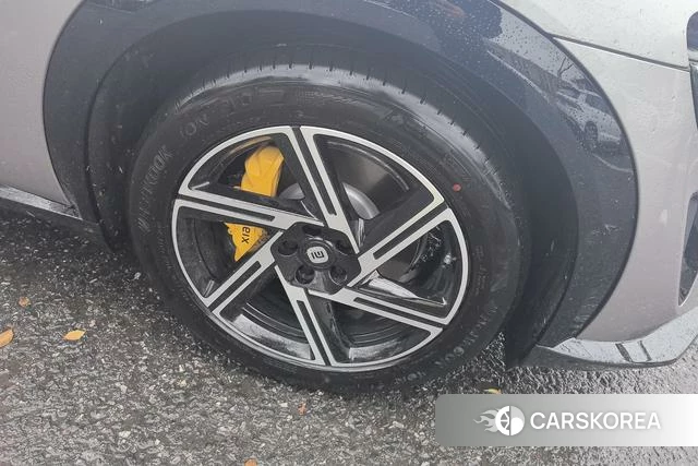 Xiaomi Car Xiaomi YU7 id 3908099 из Китая 14