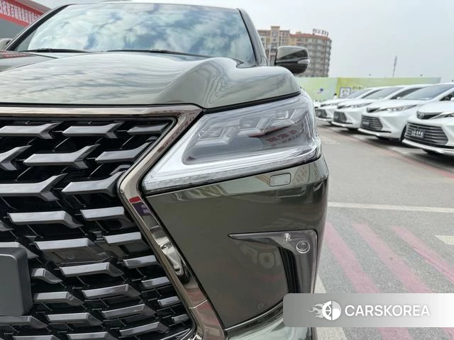 Lexus LX id 4348926 из Китая 13