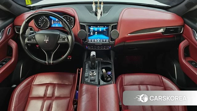 Maserati Levante id 3844956 из Кореи 17