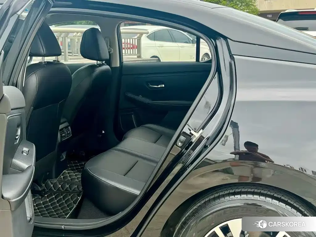 Nissan Sylphy id 4576578 из Китая 7