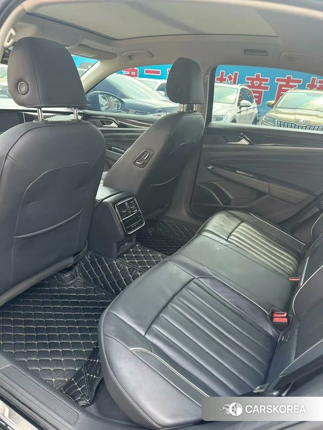 Volkswagen Passat id 4240026 из Китая 7