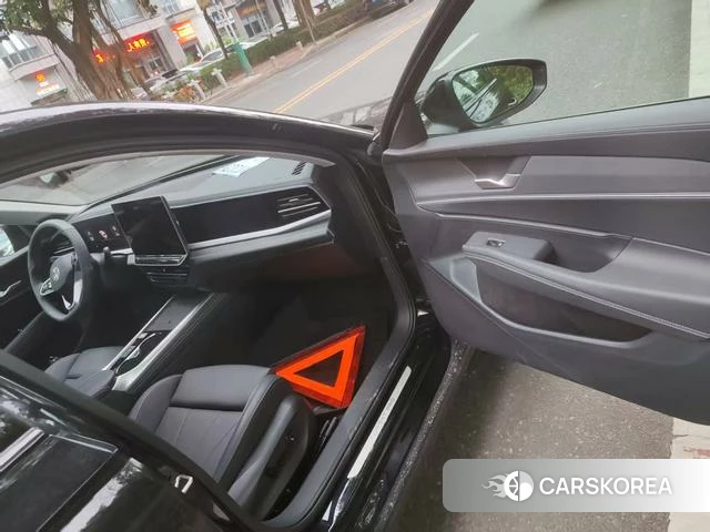 Volkswagen Passat id 4307552 из Китая 7