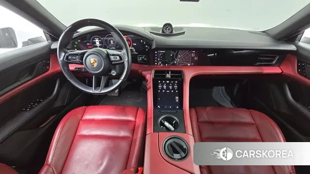 Porsche Taycan id 3681210 из Кореи 17