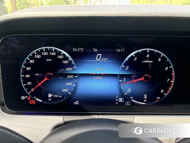 Mercedes-Benz E-class id 4256772 из Китая 9