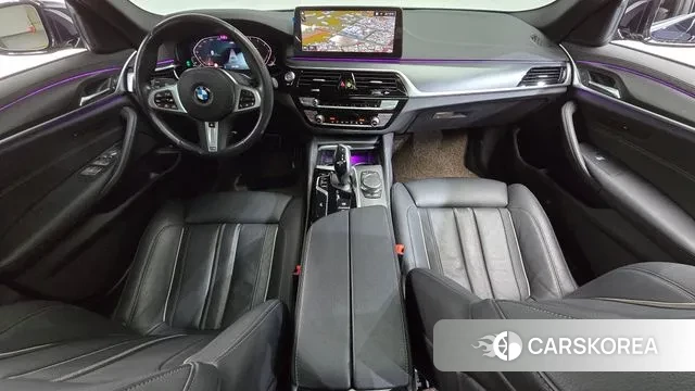 BMW 5 Series (G30) id 3512948 из Кореи 17