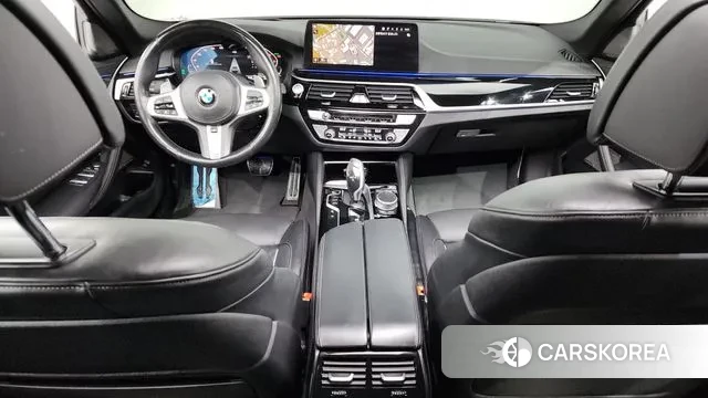 BMW 5 Series (G30) id 3479123 из Кореи 17