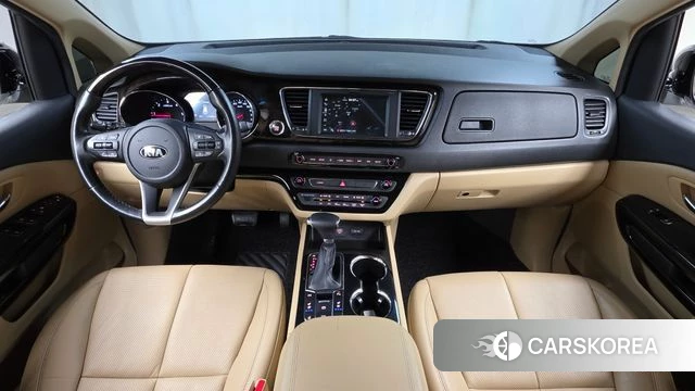 Kia The New Carnival id 4755423 из Кореи 17