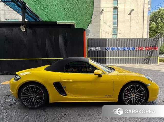 Porsche 718 Boxster id 3055362 из Кореи 9