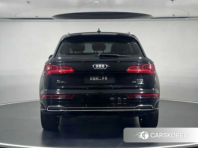 Audi Q5L id 4275844 из Китая 12