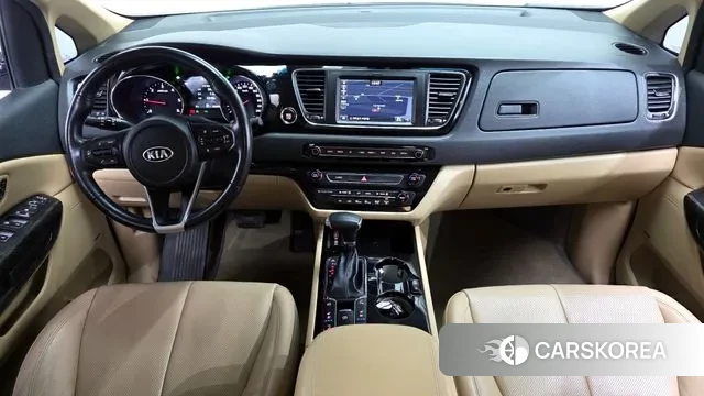 Kia The New Carnival id 3761090 из Кореи 17