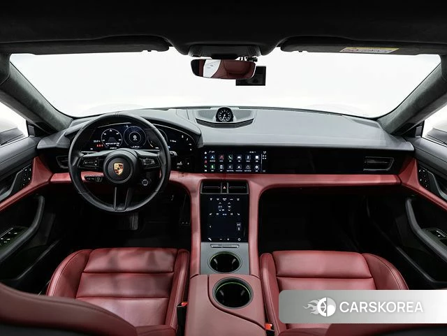 Porsche Taycan id 4612566 из Кореи 17