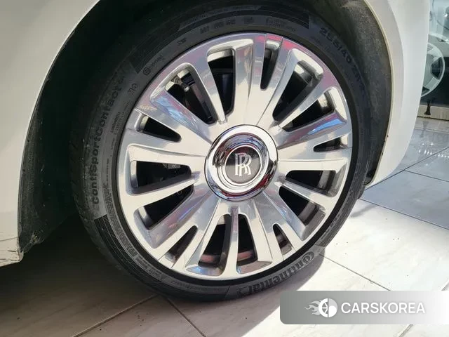 Rolls-Royce Ghost id 3324950 из Кореи 17