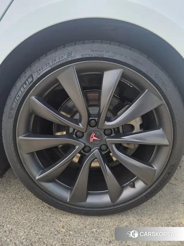 Tesla Model 3 id 3524782 из Кореи 7