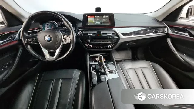 BMW 5 Series (G30) id 3345189 из Кореи 17