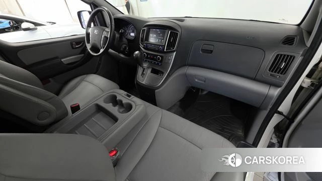Hyundai The New Grand Starex id 4856109 из Кореи 17