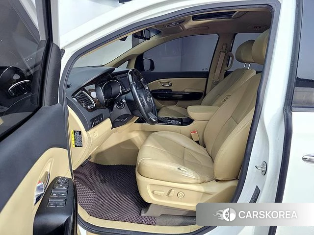 Kia The New Carnival id 4551762 из Кореи 17