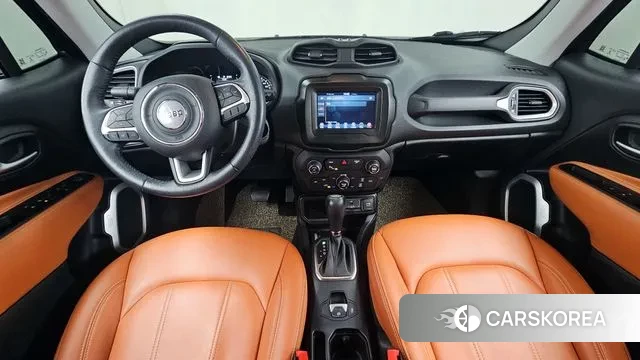 Jeep Renegade id 3753512 из Кореи 17