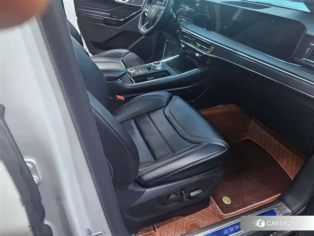 Ford Explorer id 4600992 из Китая 7