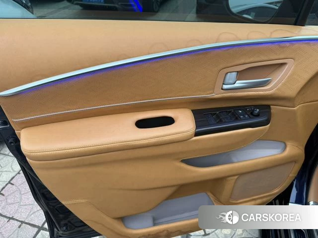 Toyota Saina id 4258440 из Китая 17