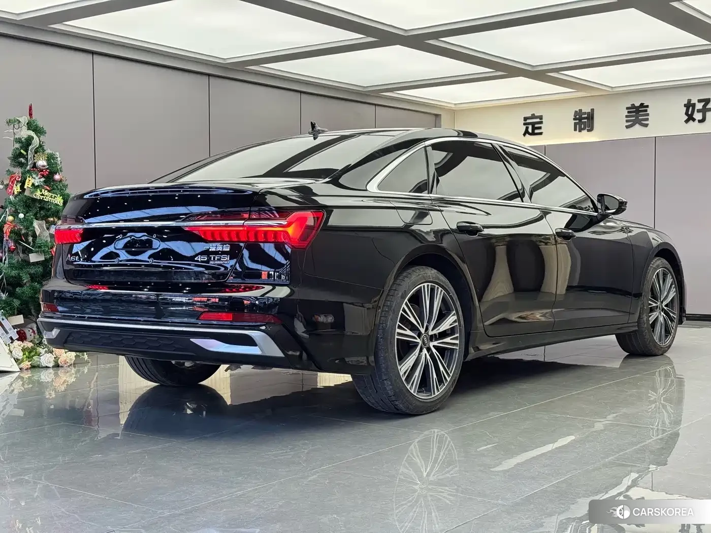 Audi A6L id 4679917 из Китая 11